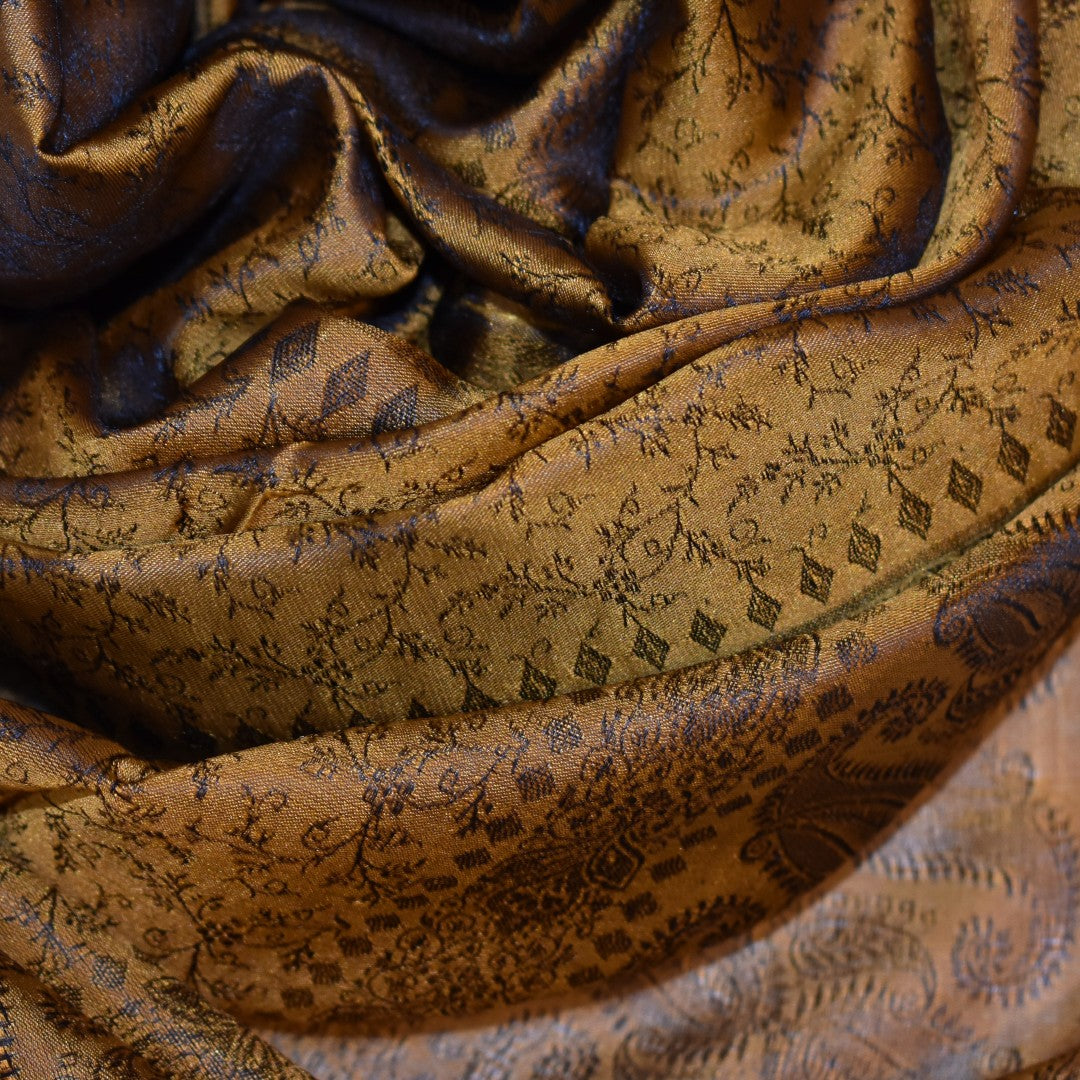 Esarfa/Sal tesut manual din Matase Naturala de Varanasi -> Cod: HANDMADE4
