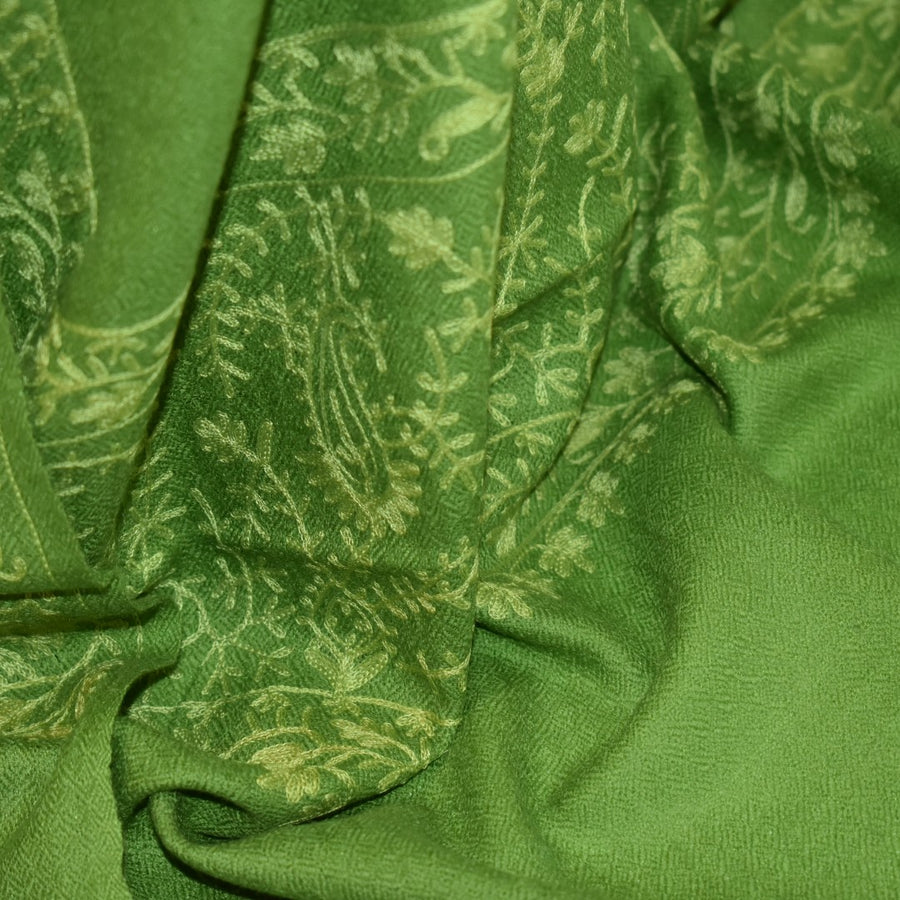 Esarfa Sal Casmir cu Broderie din Matase – Verde Army/Verde Fistic- Finete si Eleganta in orice Sezon -> Cod: CASHMBROD2