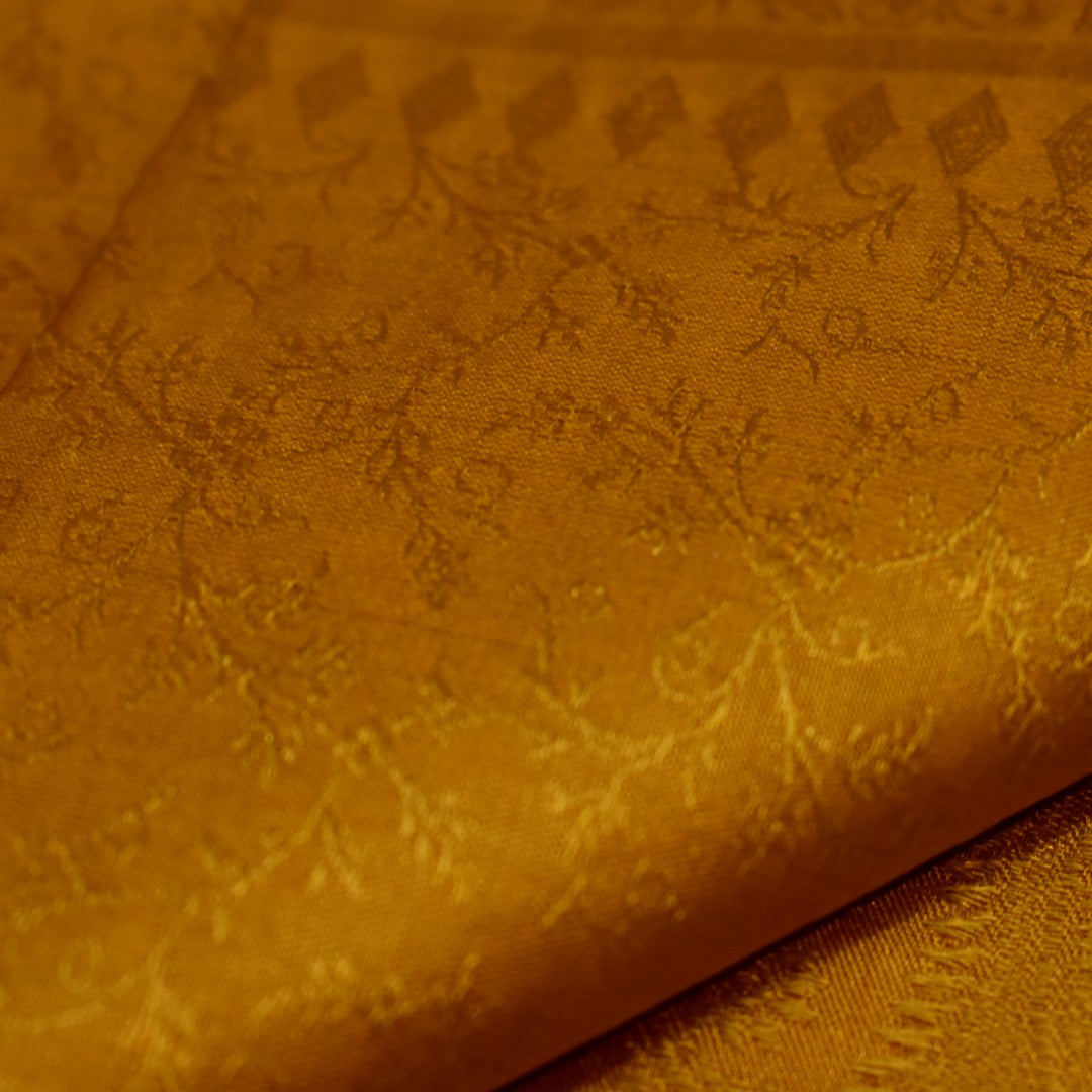 Esarfa/Sal tesut manual din Matase Naturala de Varanasi -> Cod: HANDMADE5