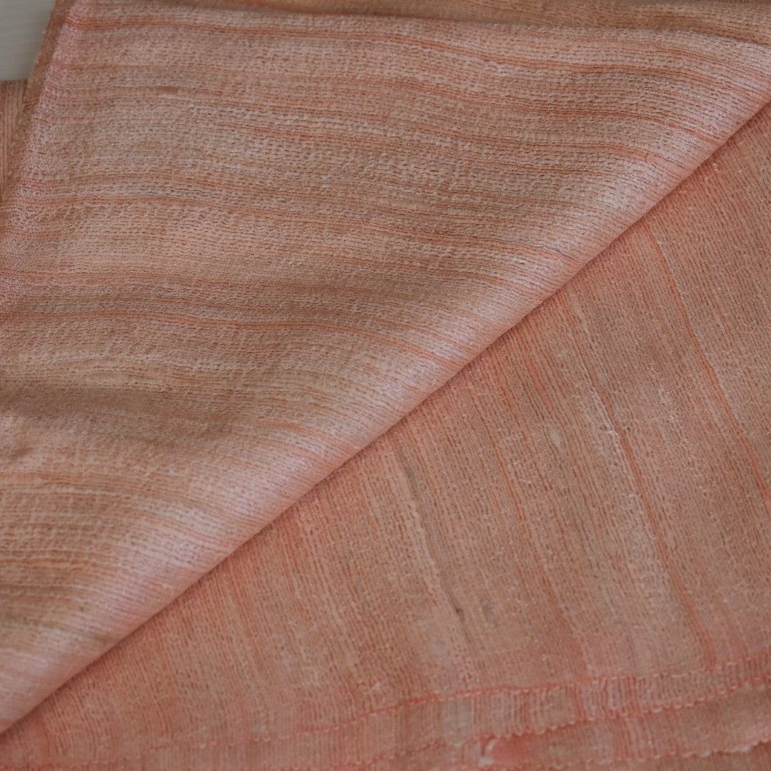 Sal tesut manual din 100% Matase Naturala Organica - Ghicha Tassar/Tussar Silk -> Fuzzy Peach -> Cod: NewGhicha12