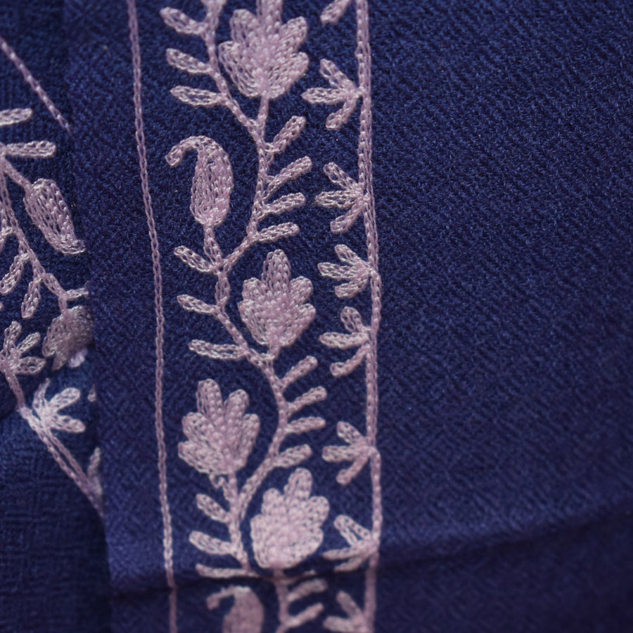 Esarfa Sal Casmir cu Broderie din Matase –Mov Ametist/Lilac - Finete si Eleganta in orice Sezon -> Cod: CASHMBROD4