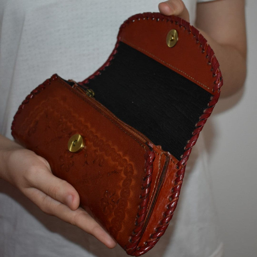Clutch lucrat manual din Piele Naturala.-> Cod: CAM2 - Geanta din Piele Naturala de camila