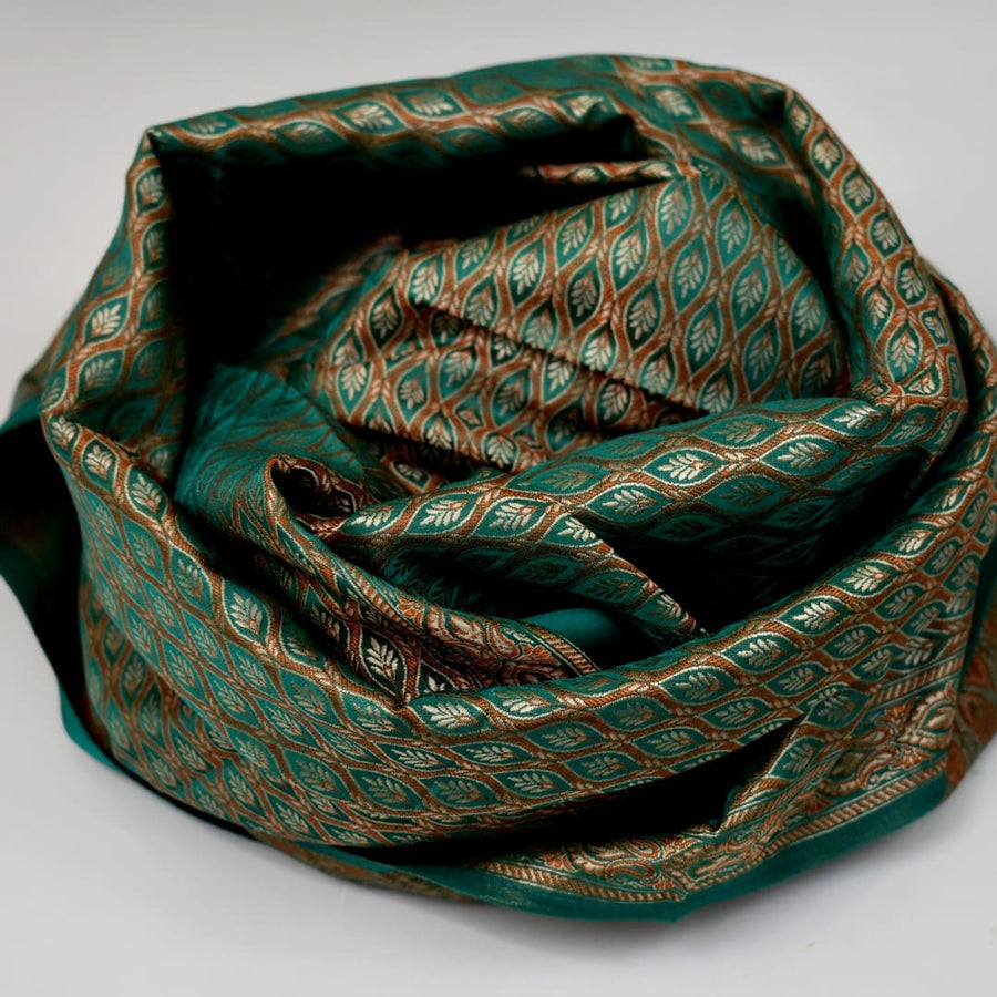 Esarfa-Sal - Handloom Banarasi Katan Silk Brocart /Mulberry Silk & Zari Border-> Brocart18 - esarfa Sal Banarasi Katan Silk Brocart