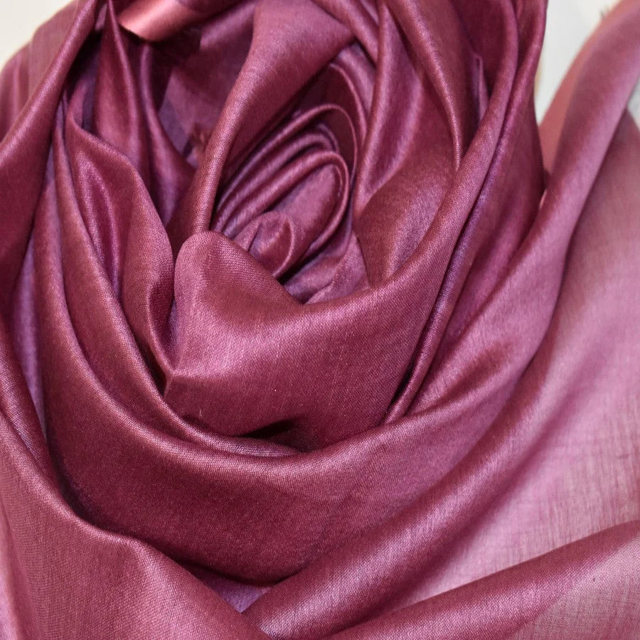 Esarfa-Sal tesuta manual din Matase Naturala ERI SILK (Peace Silk) - Wine Magenta (Cod: ERI1)