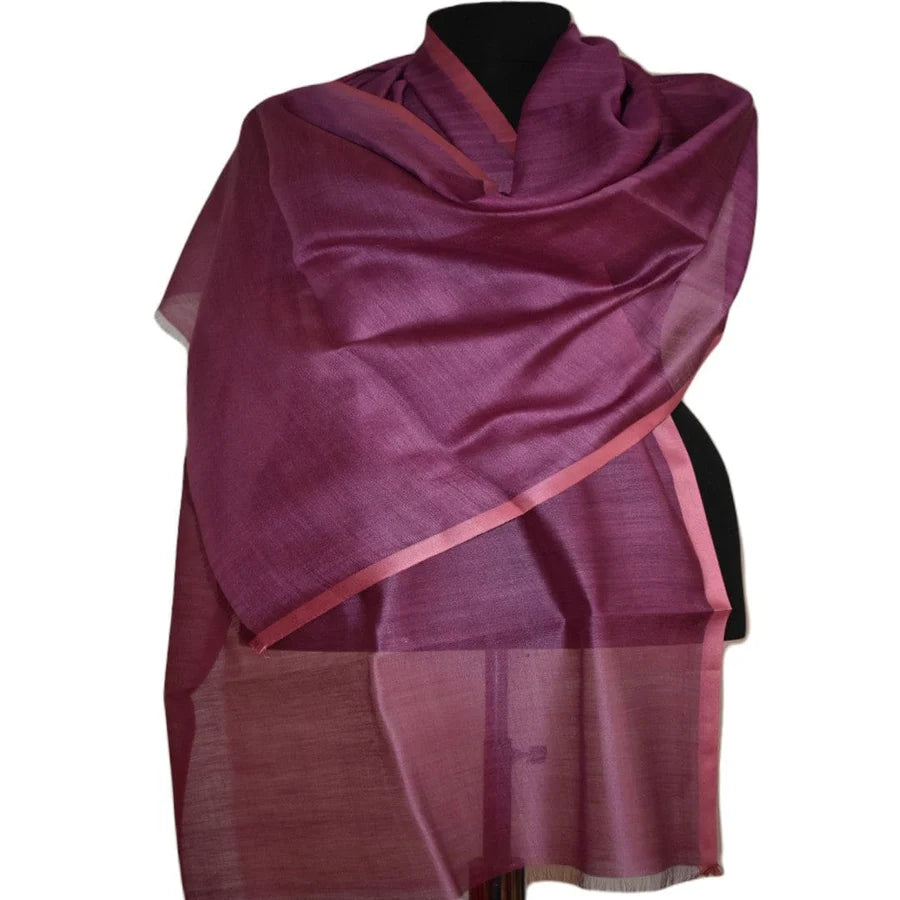 Esarfa-Sal tesuta manual din Matase Naturala ERI SILK (Peace Silk) - Wine Magenta (Cod: ERI1)