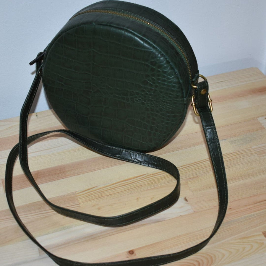 Geanta Sling lucrata manual cu model embosat. Cod: BIV4 - Genti din Piele