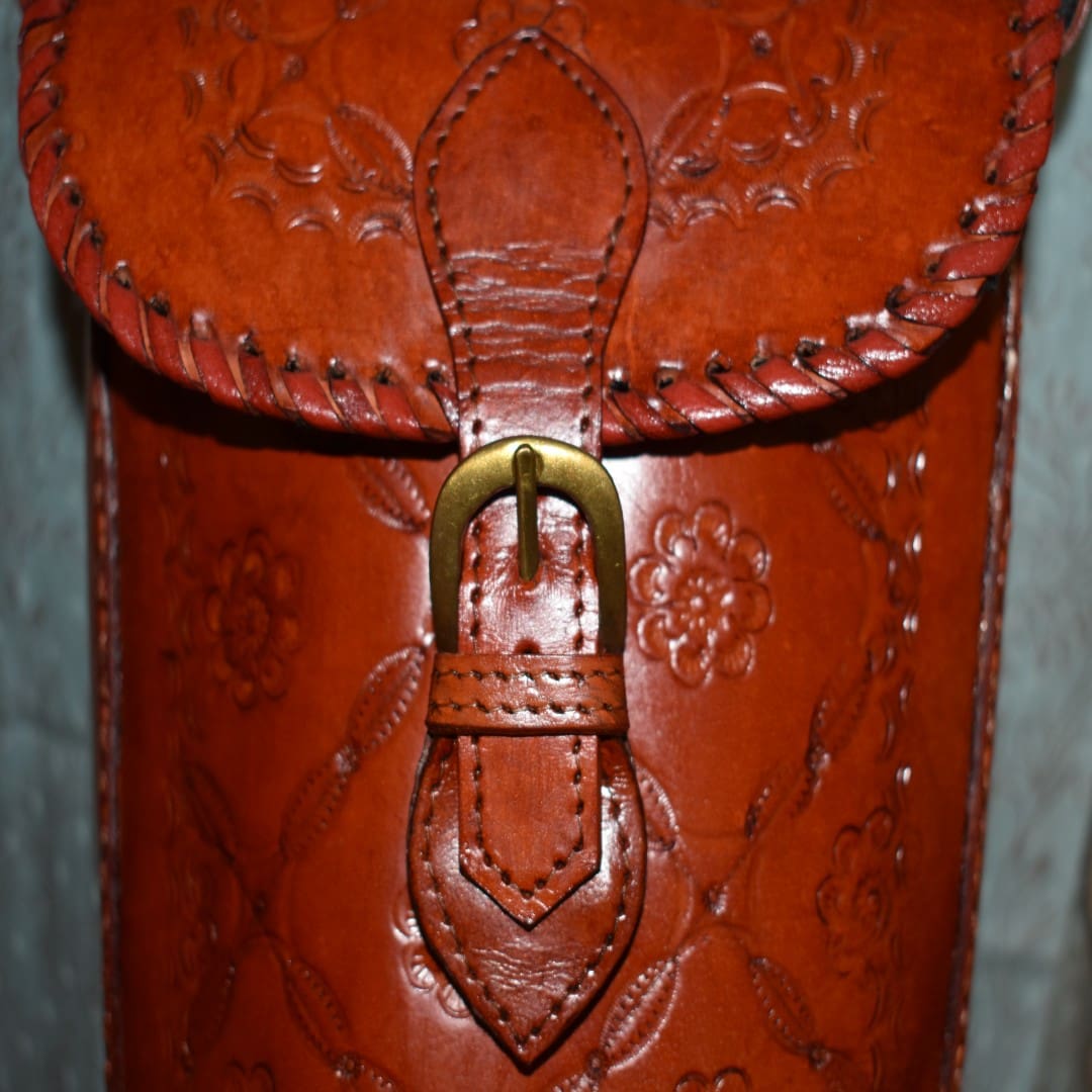 Mini Geanta lucrata manual din Piele Naturala - Mini Bucket - Cod: Leather1 - Genti din Piele si bumbac
