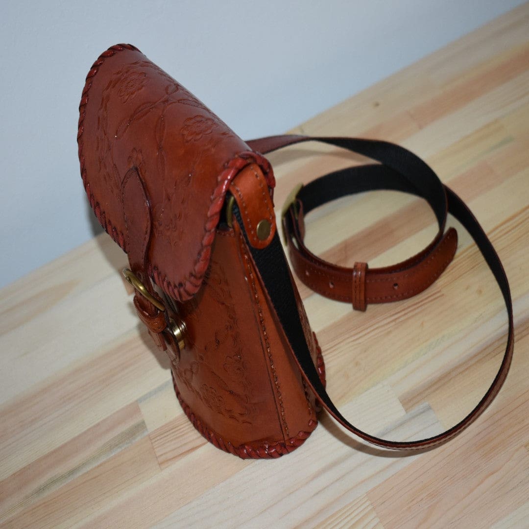 Mini Geanta lucrata manual din Piele Naturala - Mini Bucket - Cod: Leather1 - Genti din Piele si bumbac