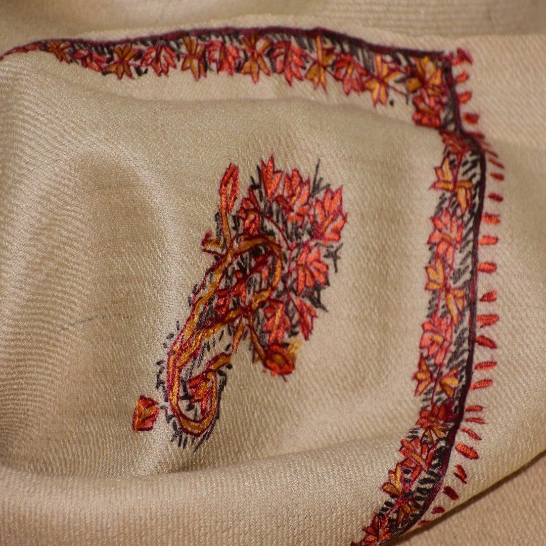 NOU! Sal de Dimensiuni Mari tesut din 100% Lana cu textura ultrafina (Australian Merino Wool) & Broderie Manuala - Natural Greige - sal din