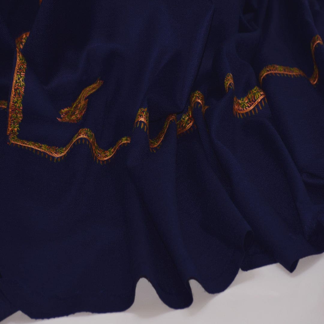 NOU! Sal de Dimensiuni Mari tesut din 100% Lana cu textura ultrafina (Australian Merino Wool) & Broderie Manuala - Navy Blue - sal din
