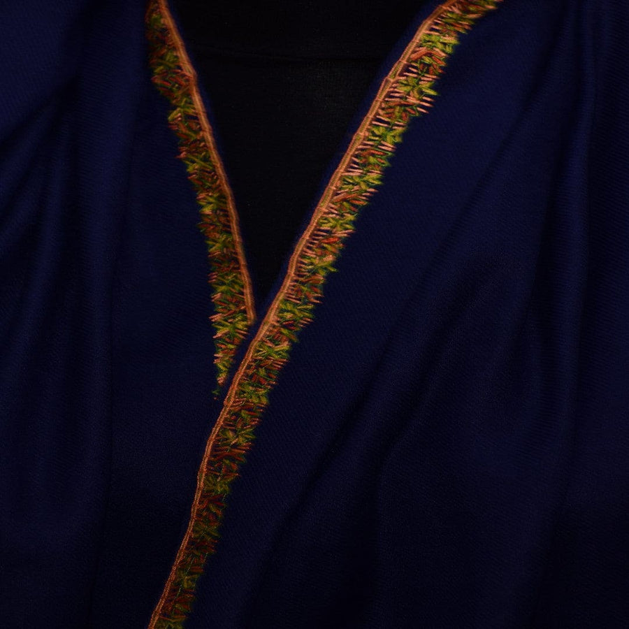 NOU! Sal de Dimensiuni Mari tesut din 100% Lana cu textura ultrafina (Australian Merino Wool) & Broderie Manuala - Navy Blue - sal din