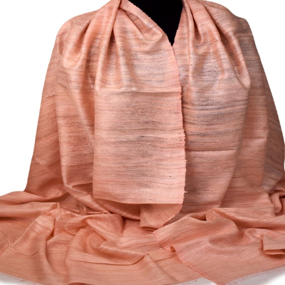 Sal tesut manual din 100% Matase Naturala Organica - Ghicha Tassar/Tussar Silk -> Fuzzy Peach (Culoarea Anului 2024)-> Cod: NewGhicha12