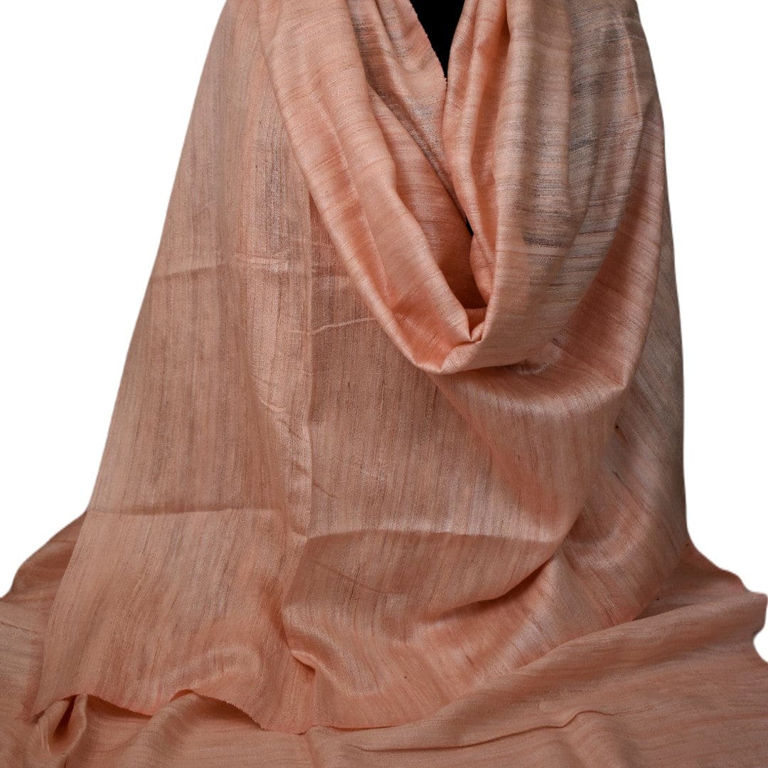 Sal tesut manual din 100% Matase Naturala Organica - Ghicha Tassar/Tussar Silk -> Fuzzy Peach (Culoarea Anului 2024)-> Cod: NewGhicha12
