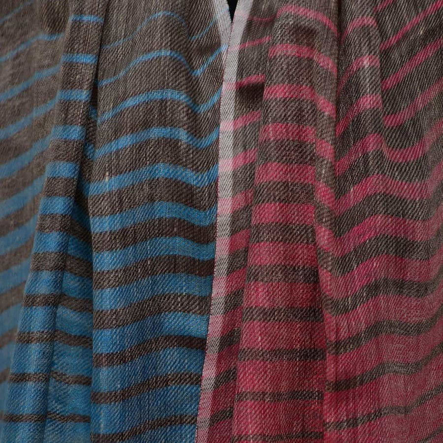 Esarfa-Sal tesuta manual din 100% IN (Linen 100%) - Pastel Blues Striped -> Cod: IN02